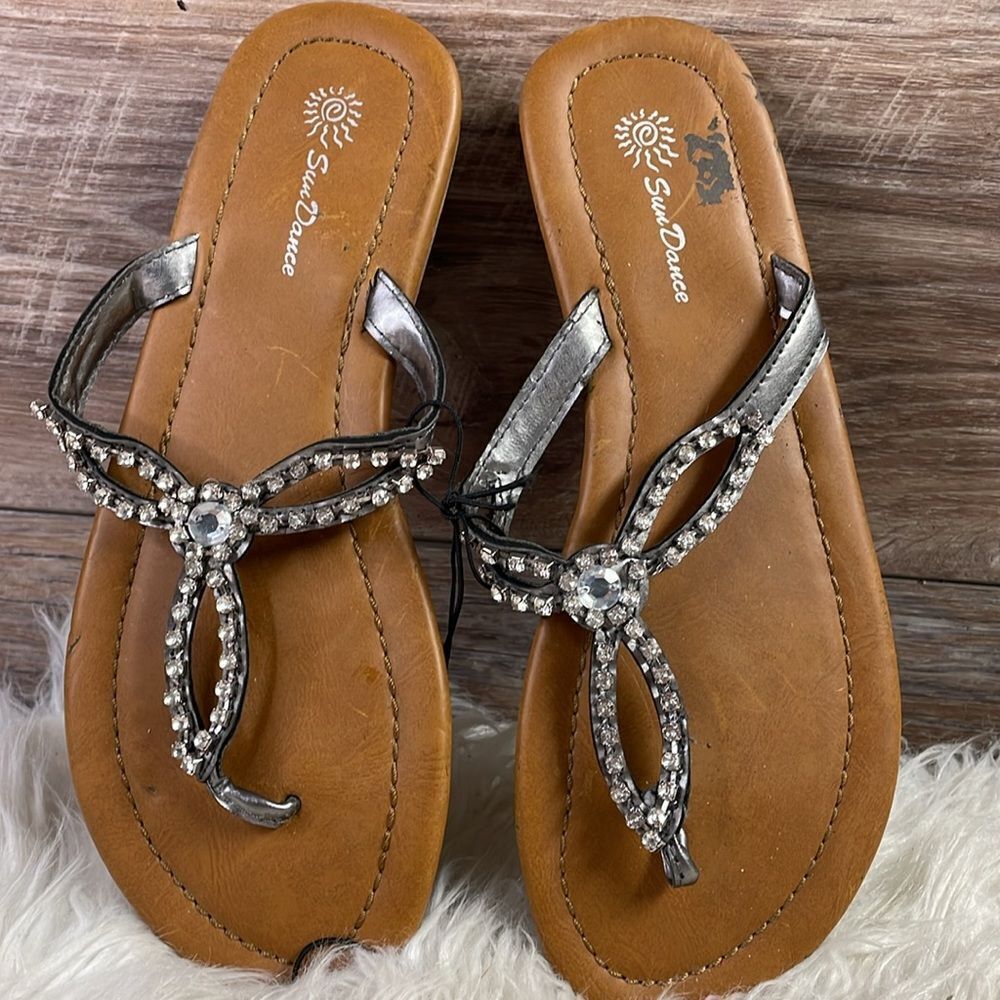 SUNDANCE Slip on Rhinestone Summer  Sandals Metallic Silver Brown Insoles Size 6
